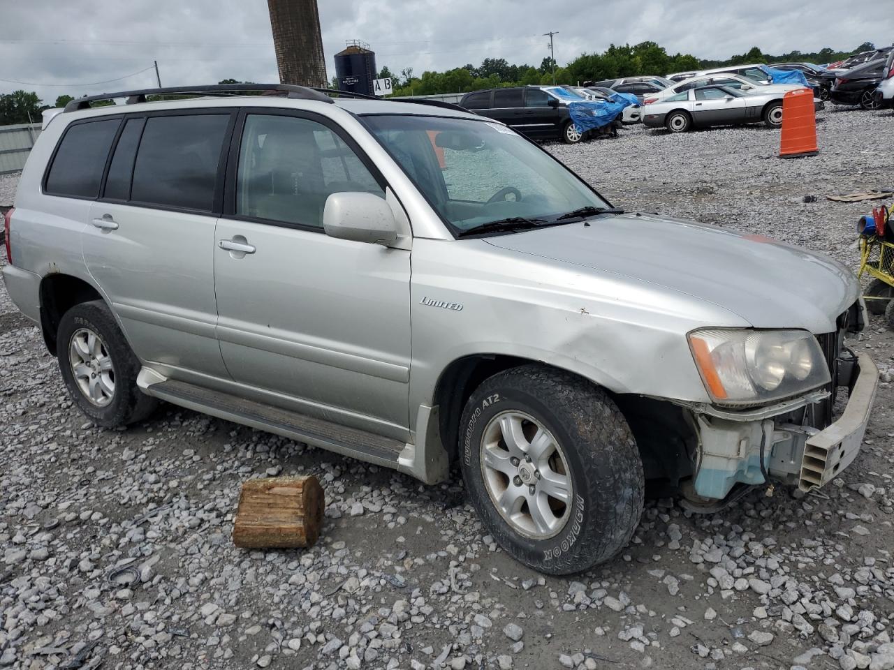 2003 TOYOTA HIGHLANDER