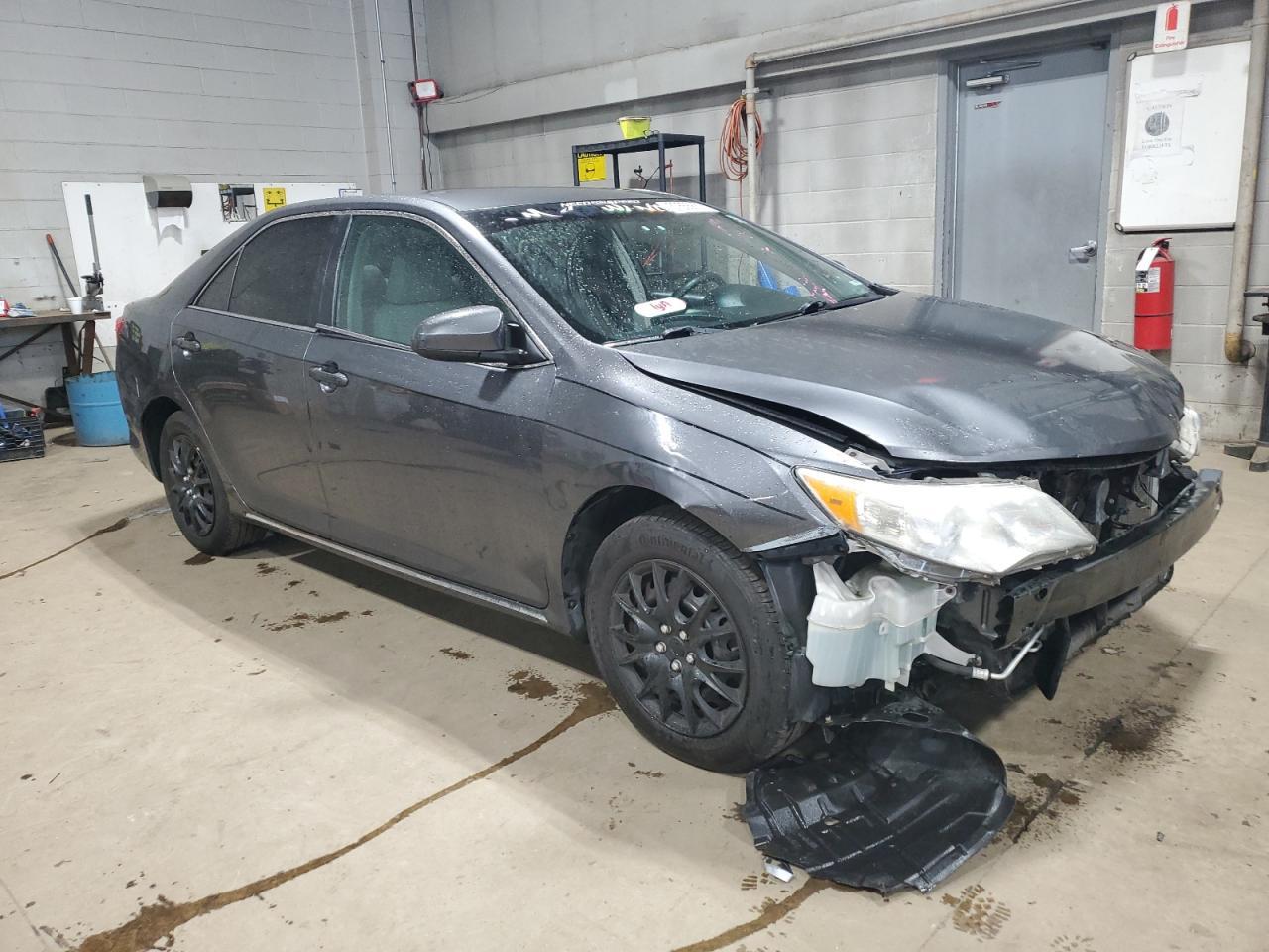 2013 TOYOTA CAMRY
