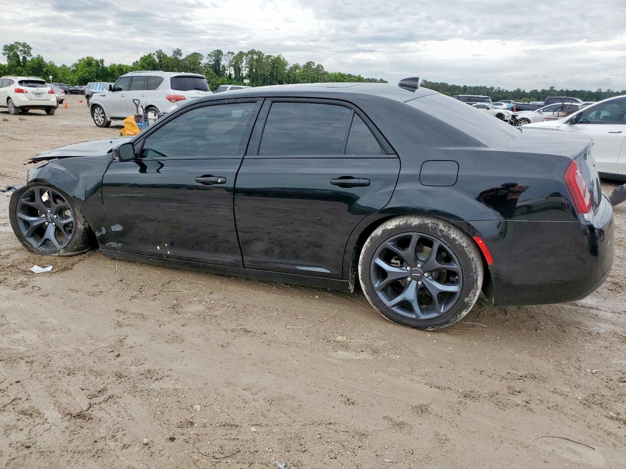 2022 CHRYSLER 300