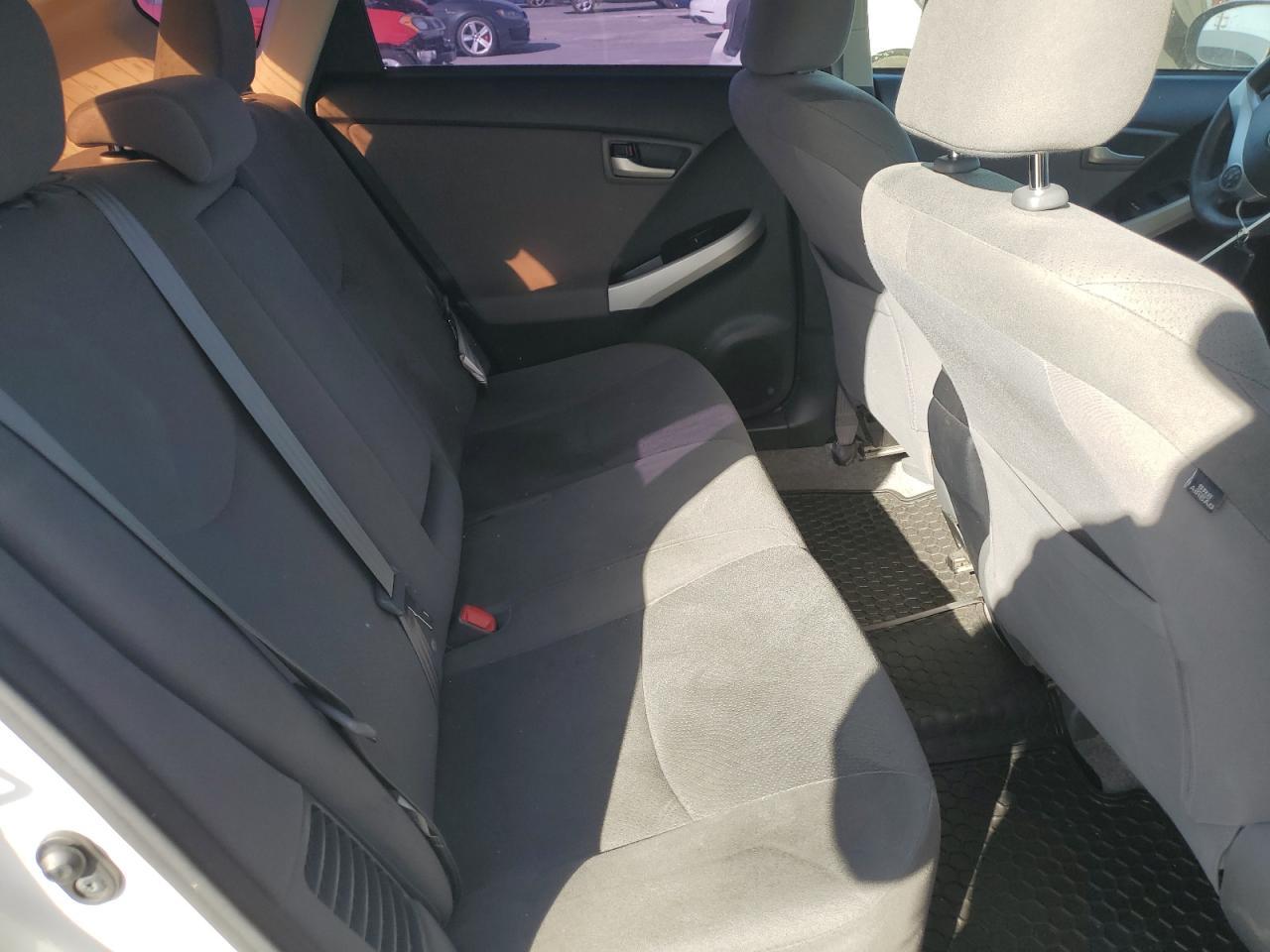 2012 TOYOTA PRIUS