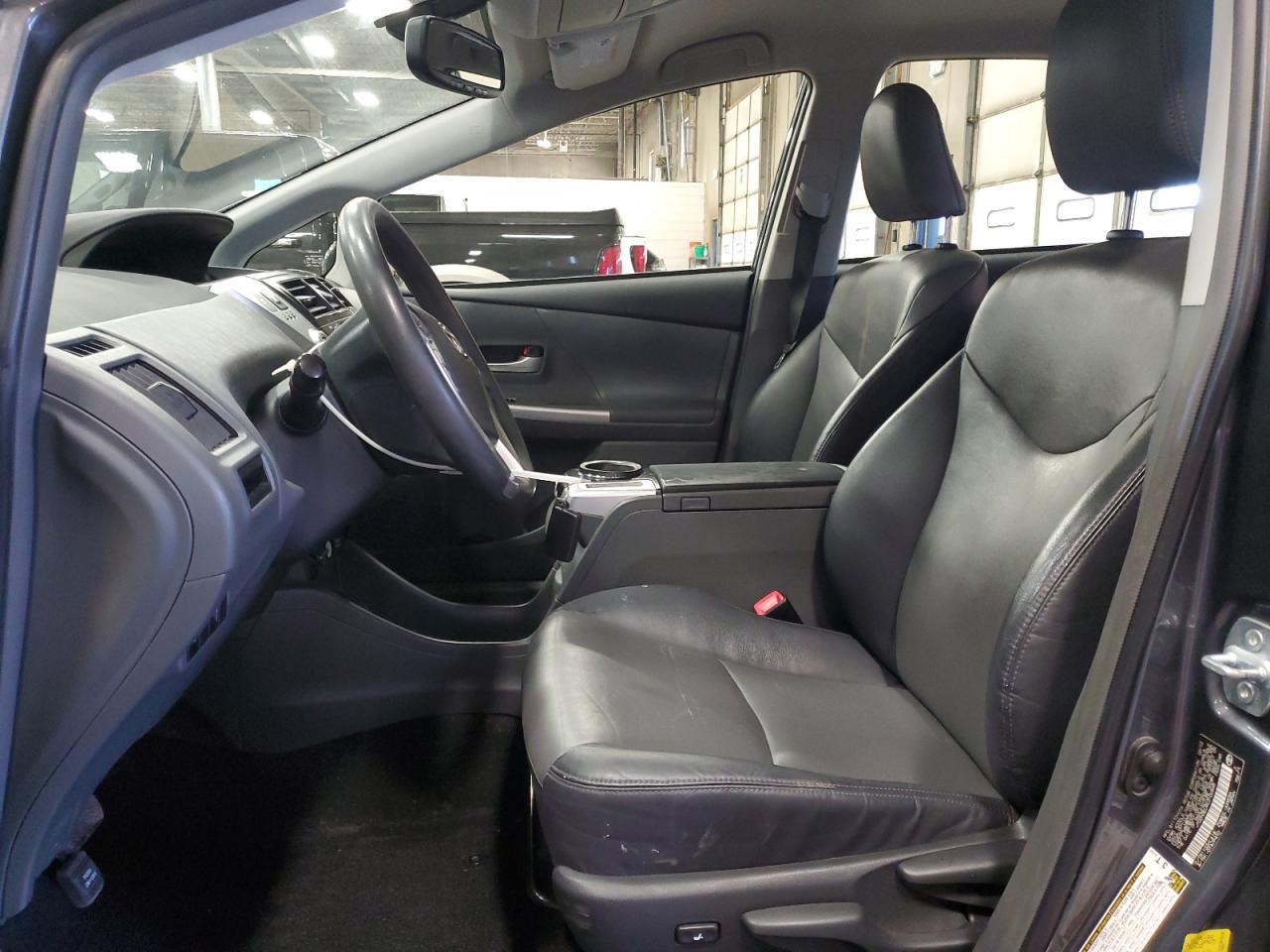 2012 TOYOTA PRIUS V