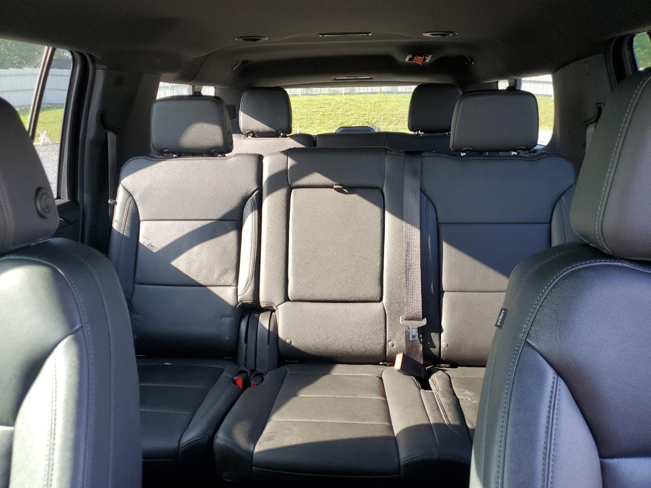 2023 CHEVROLET Suburban
