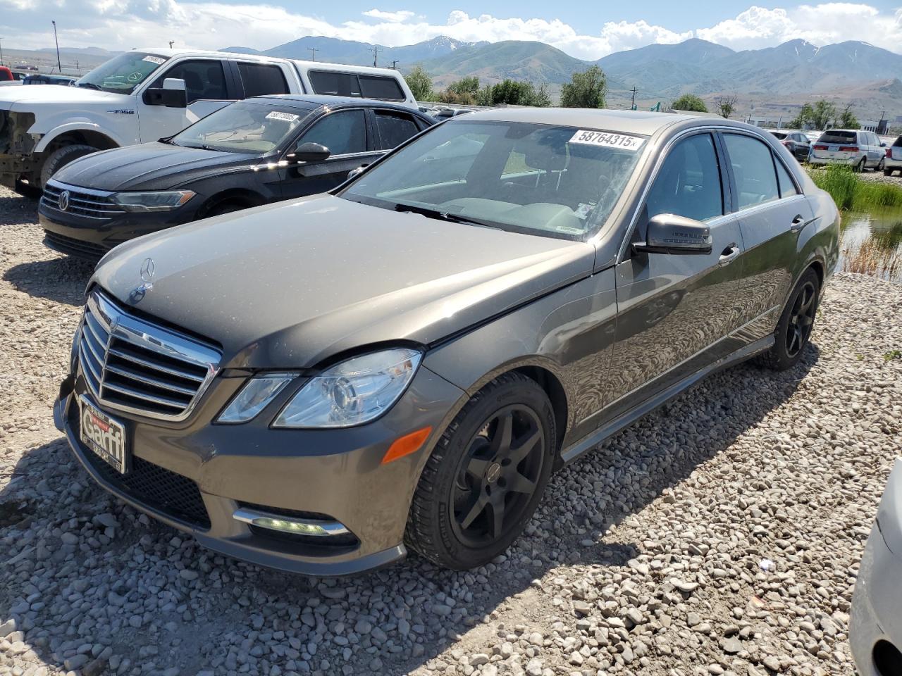 2013 MERCEDES-BENZ E-Class