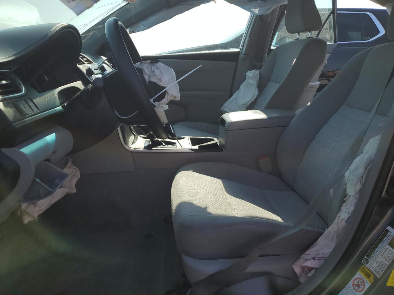 2016 TOYOTA CAMRY