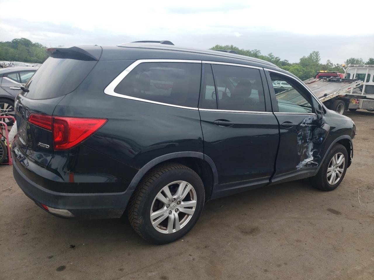 2017 HONDA PILOT