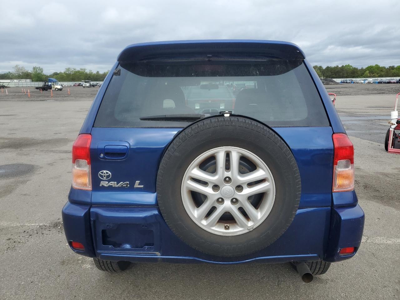 2002 TOYOTA RAV4