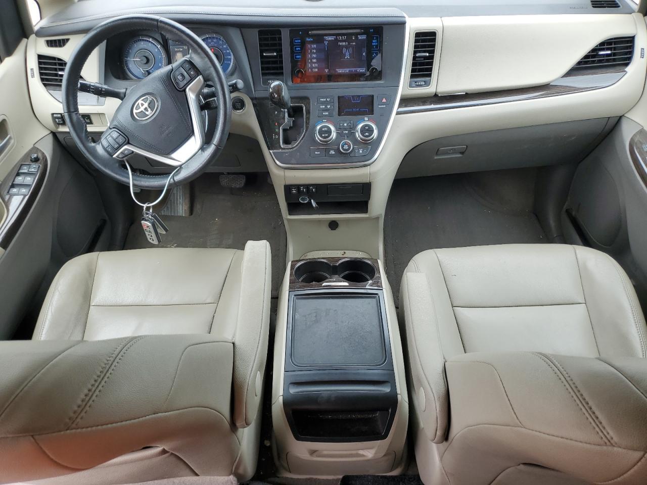 2015 TOYOTA SIENNA