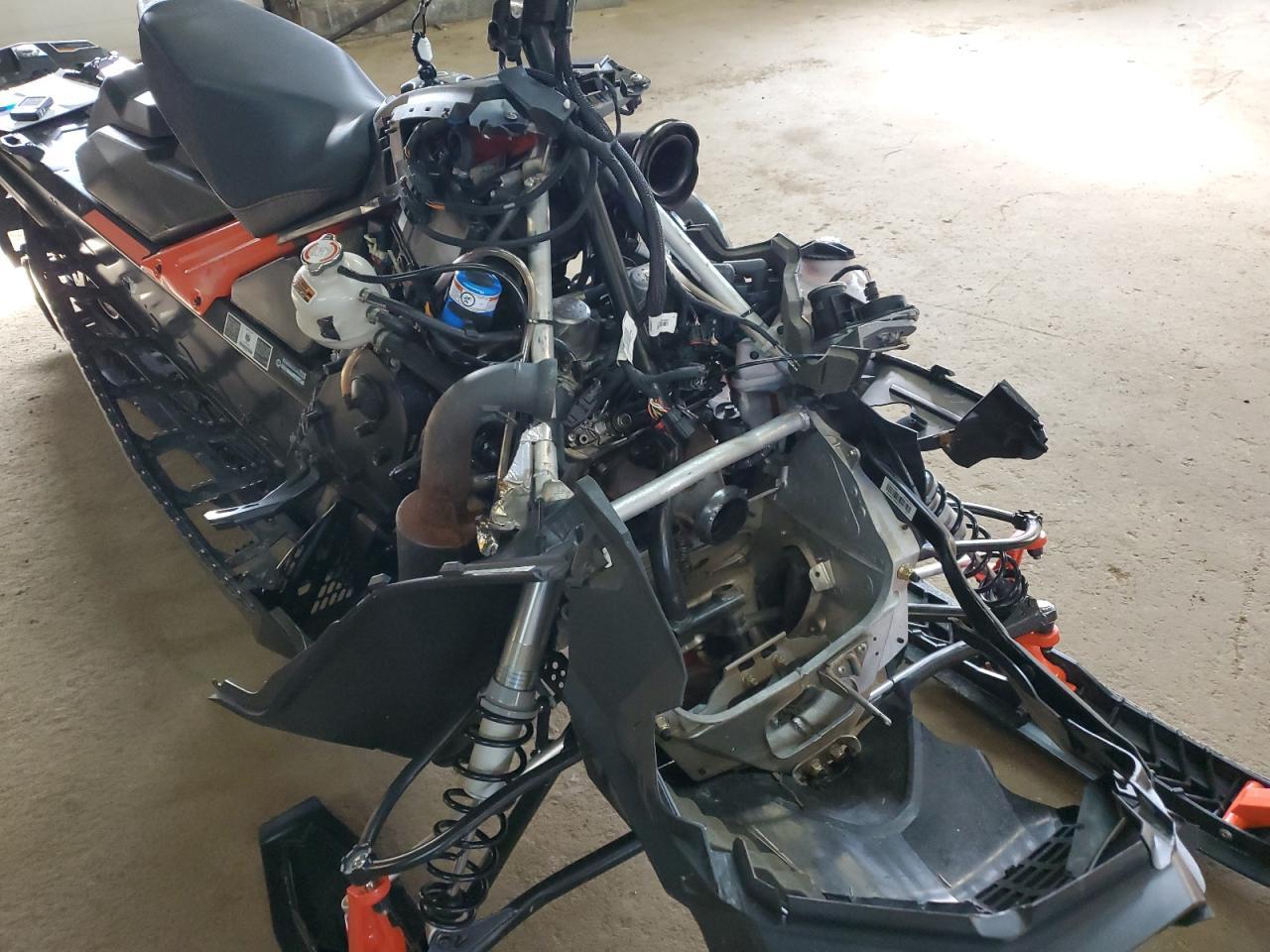 2021 SKI-DOO Backcountr