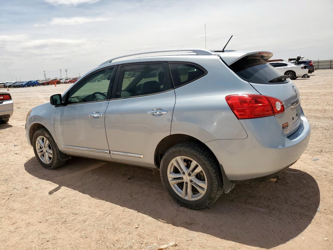 2015 NISSAN ROGUE