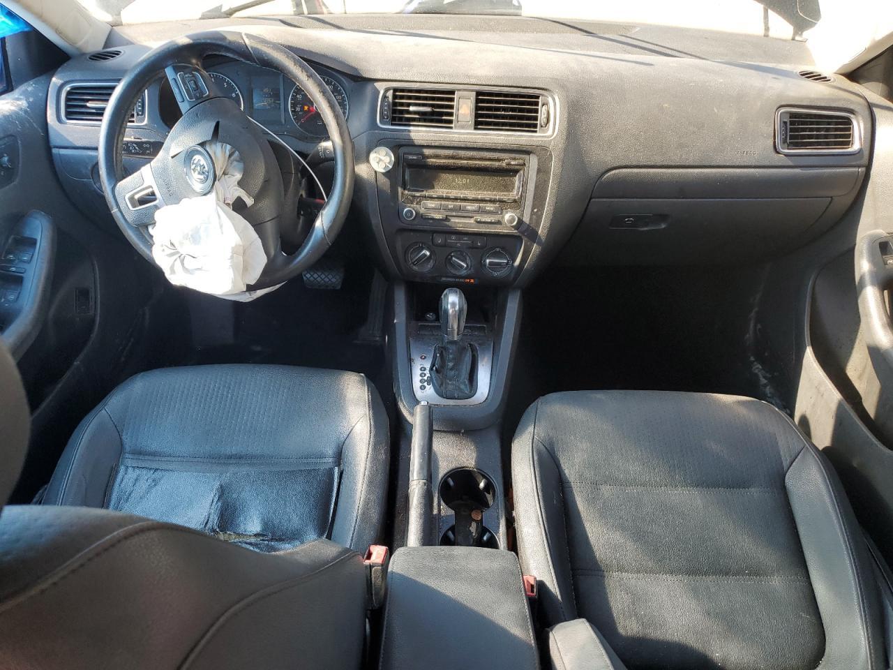 2012 VOLKSWAGEN JETTA