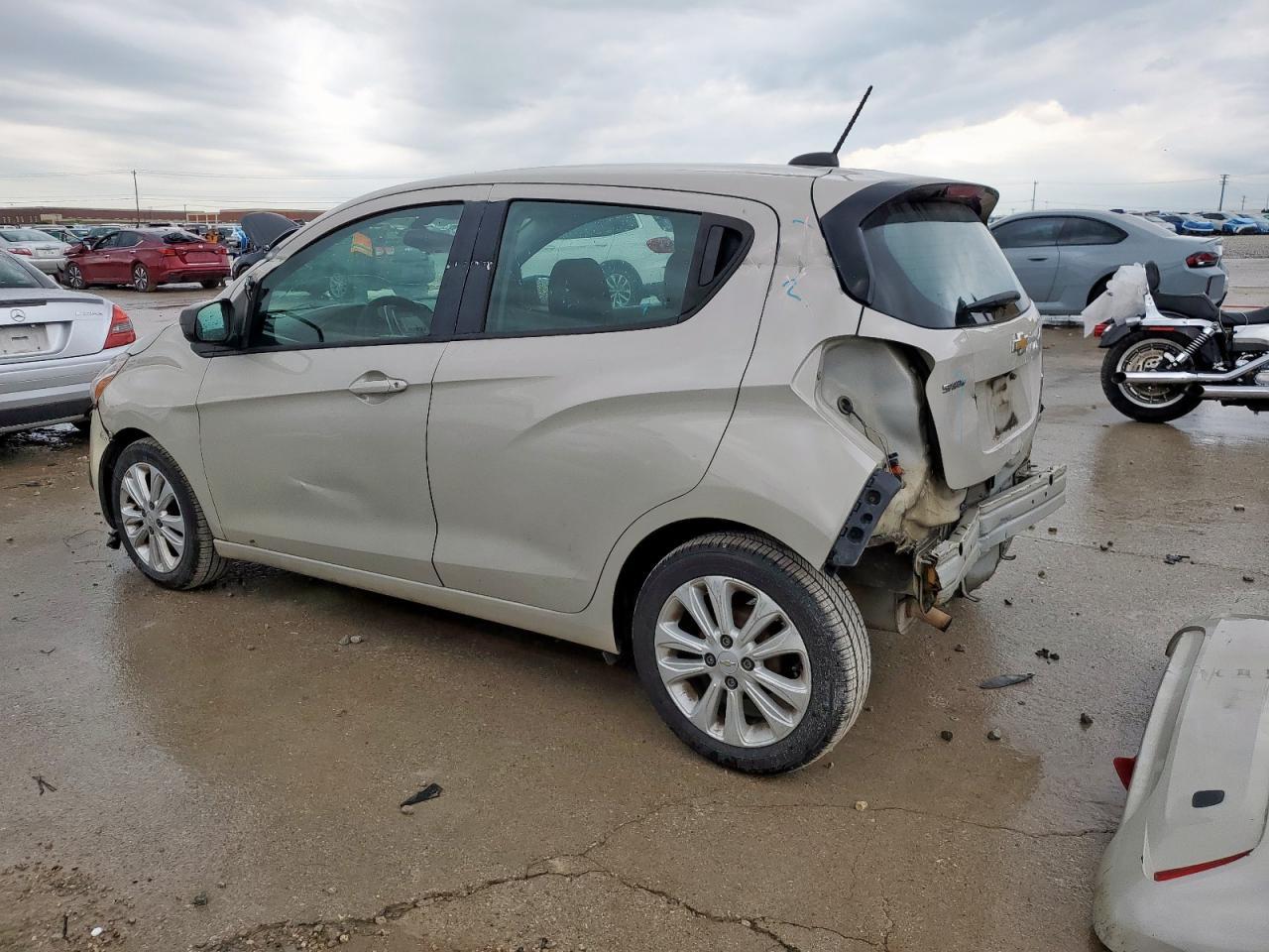 2017 CHEVROLET Spark