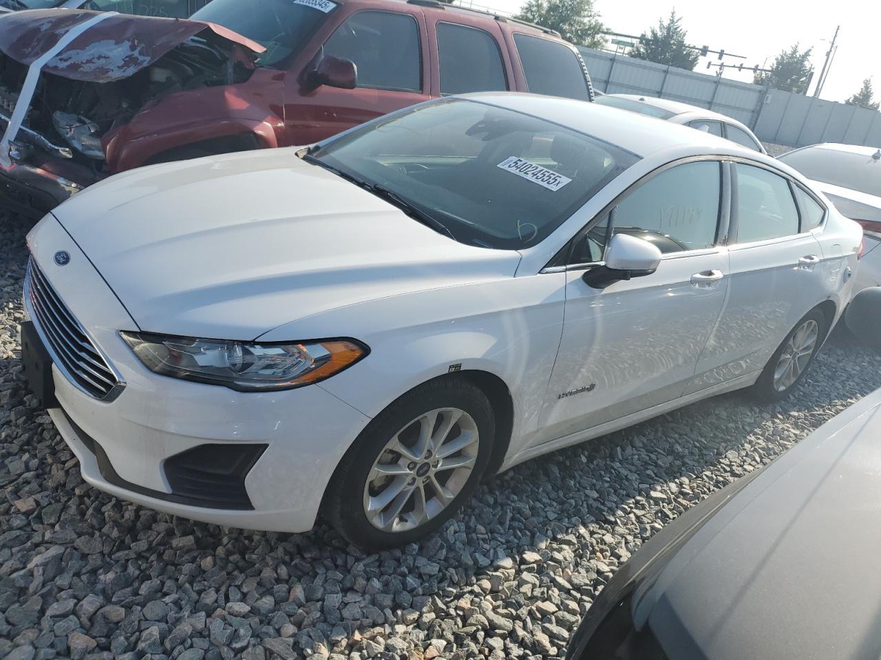 2019 FORD FUSION