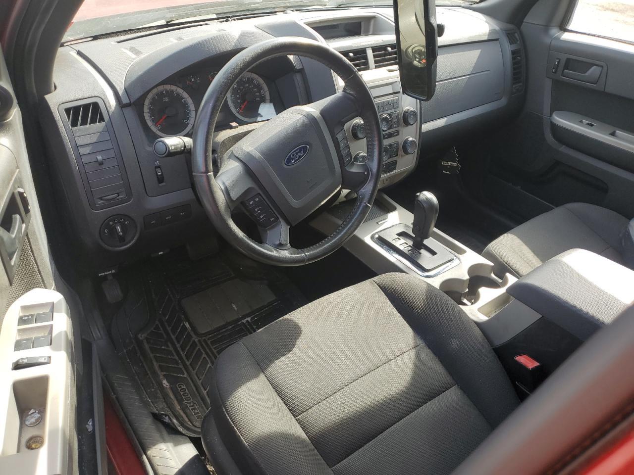 2009 FORD ESCAPE