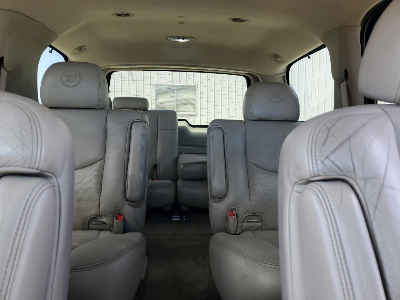 2003 CADILLAC ESCALADE