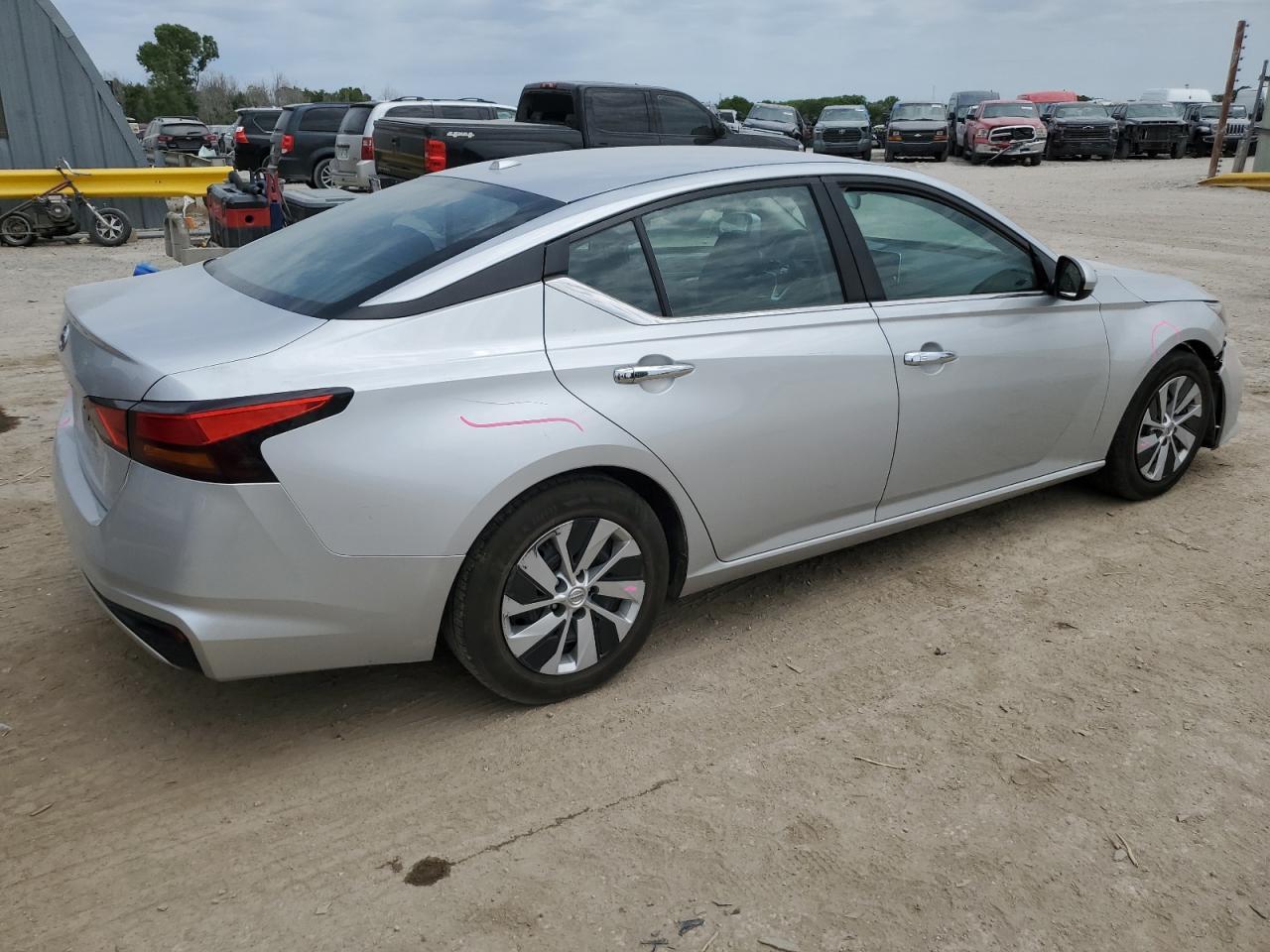 2019 NISSAN ALTIMA