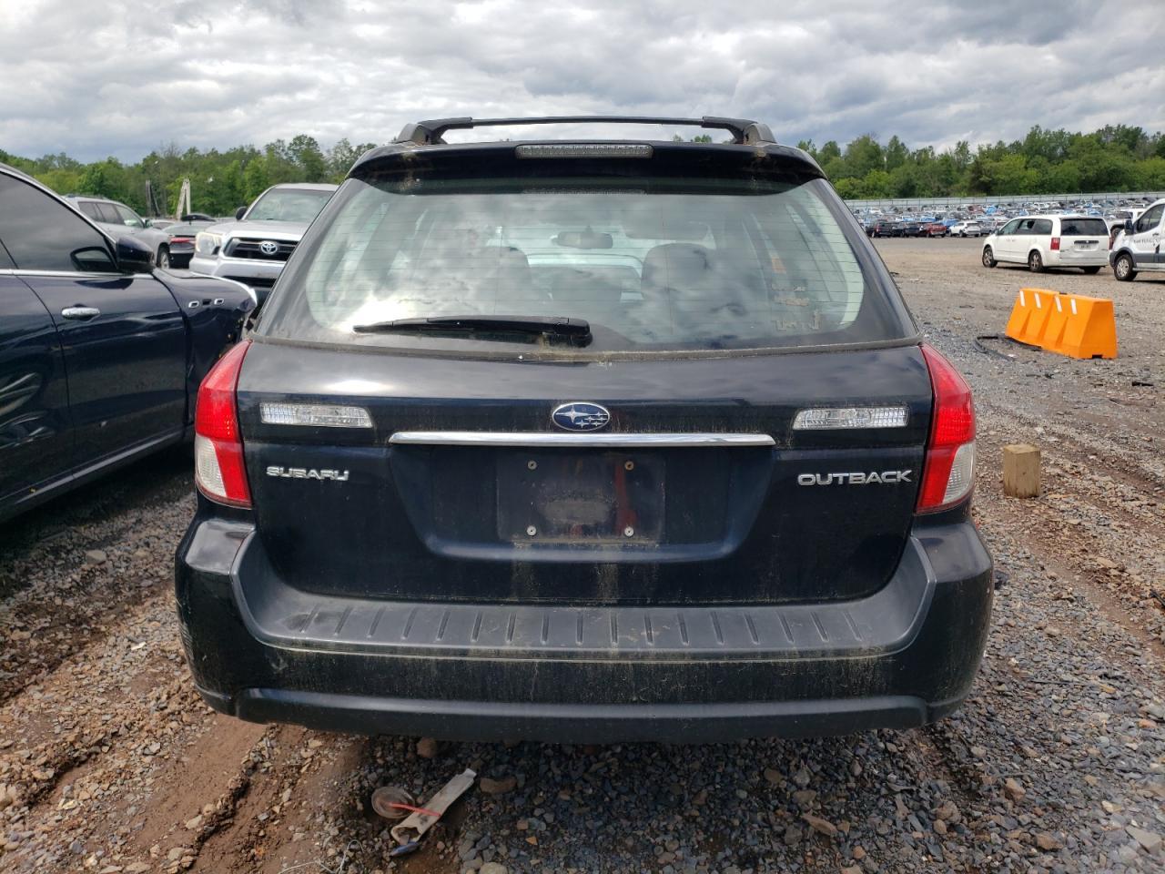 2009 SUBARU Outback