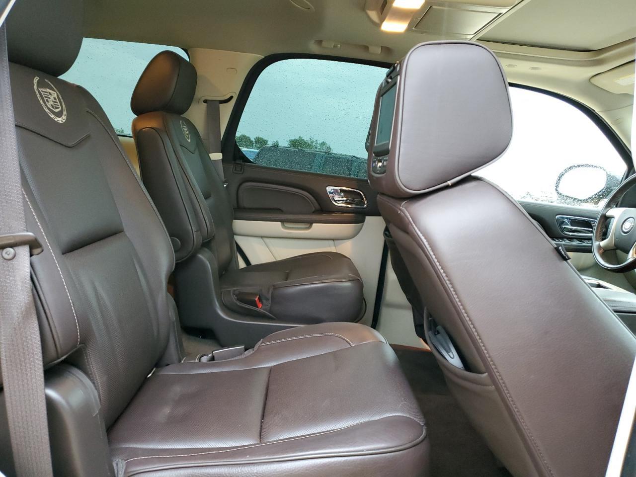 2014 CADILLAC ESCALADE