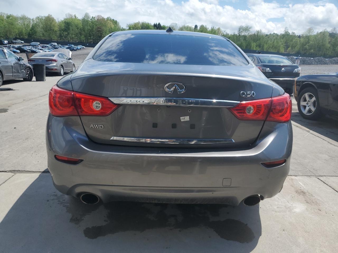 2015 INFINITI Q50