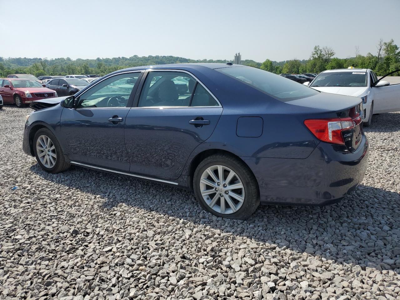 2014 TOYOTA CAMRY