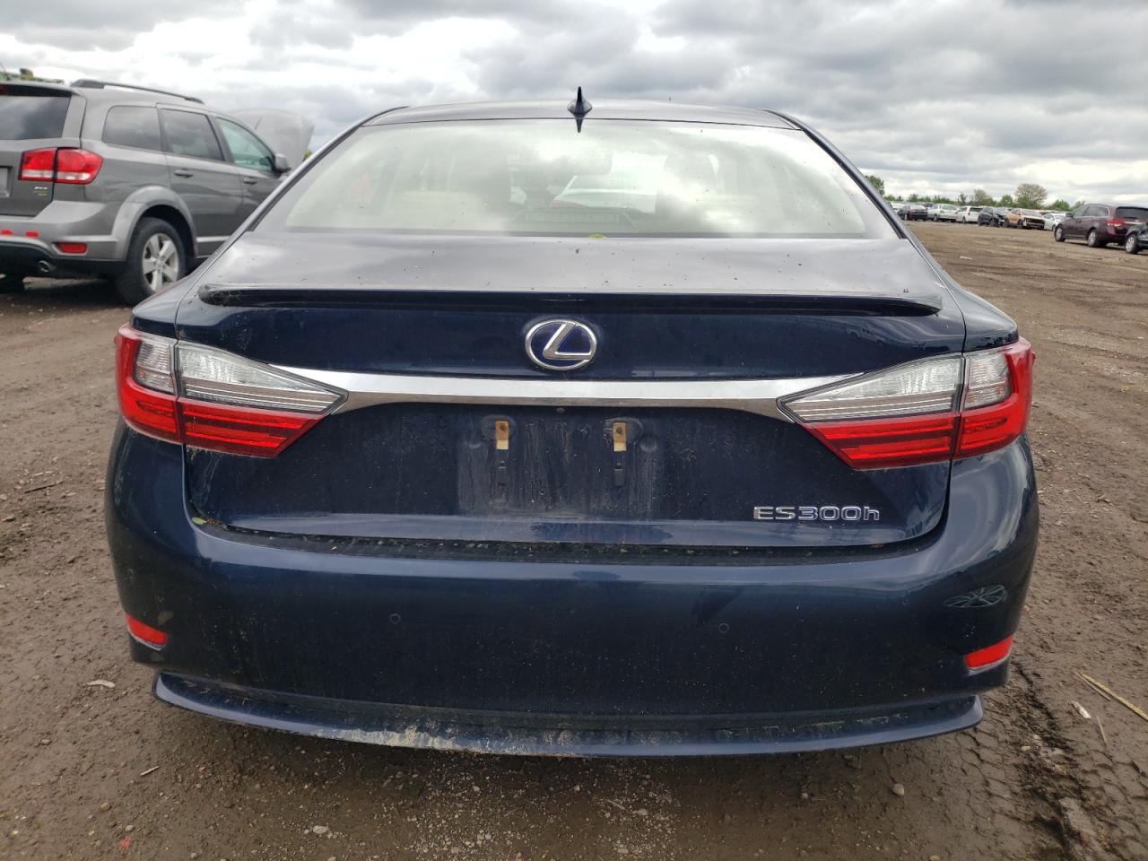 2018 LEXUS Es