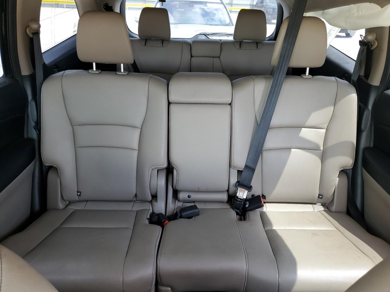 2016 HONDA PILOT