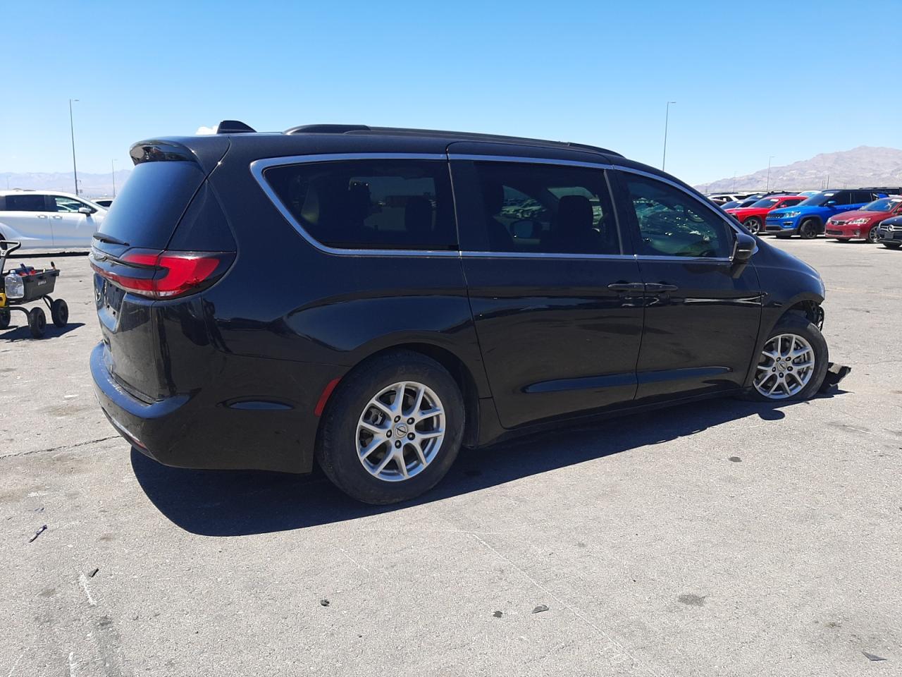 2022 CHRYSLER Pacifica