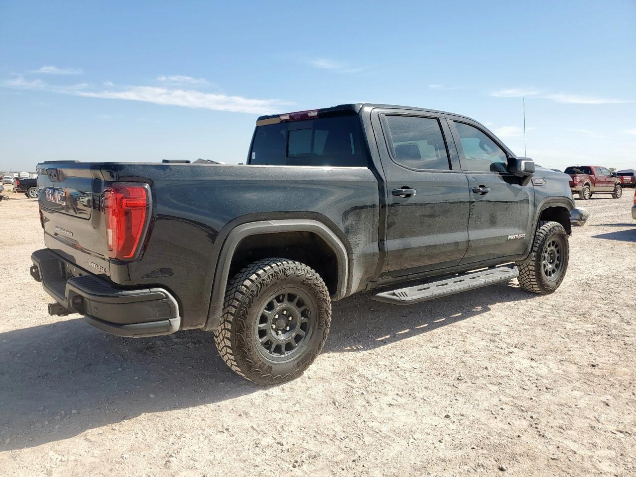 2024 GMC Sierra