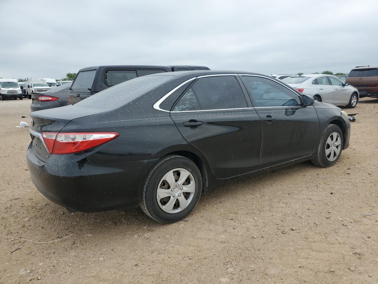 2016 TOYOTA CAMRY