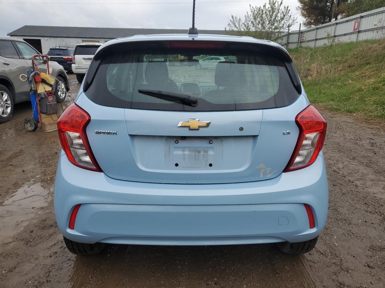 2016 CHEVROLET Spark