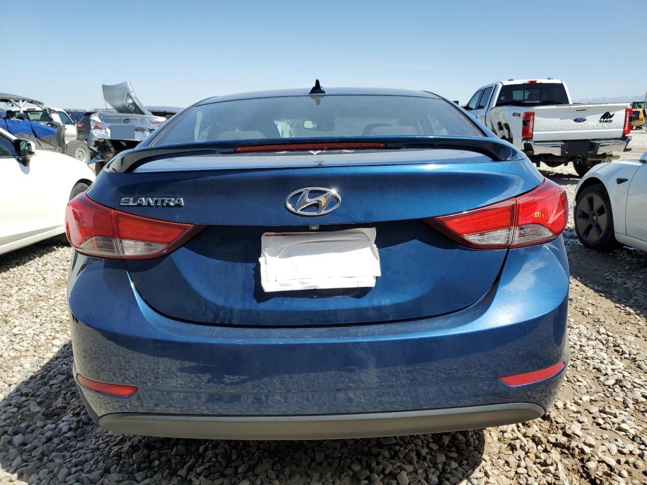 2016 HYUNDAI ELANTRA