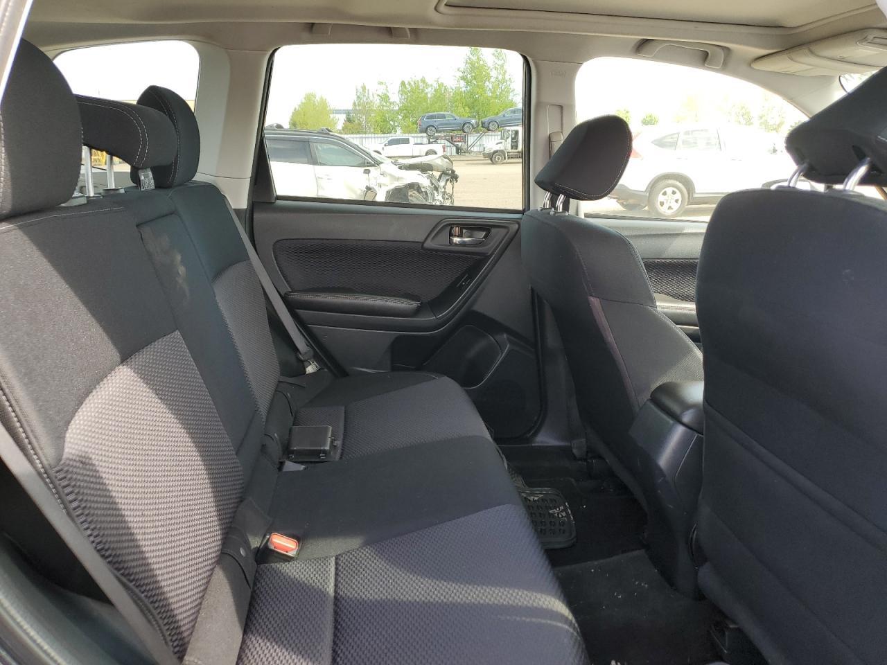 2017 SUBARU FORESTER