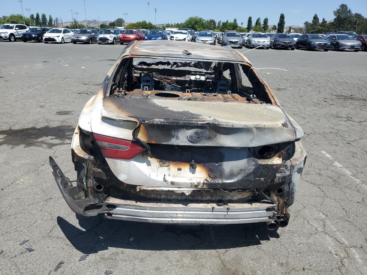 2019 TOYOTA CAMRY