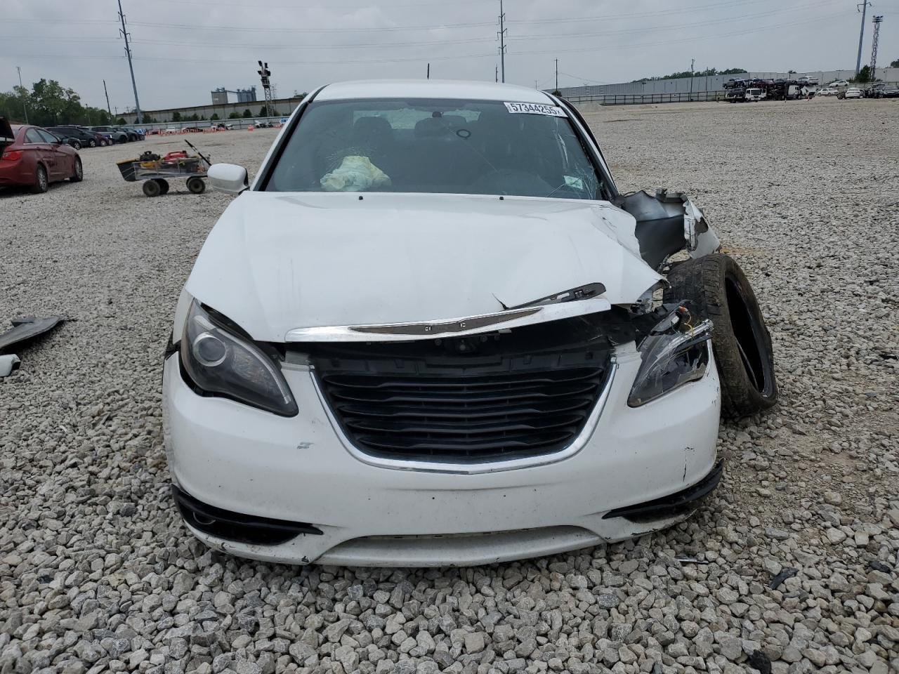 2013 CHRYSLER 200