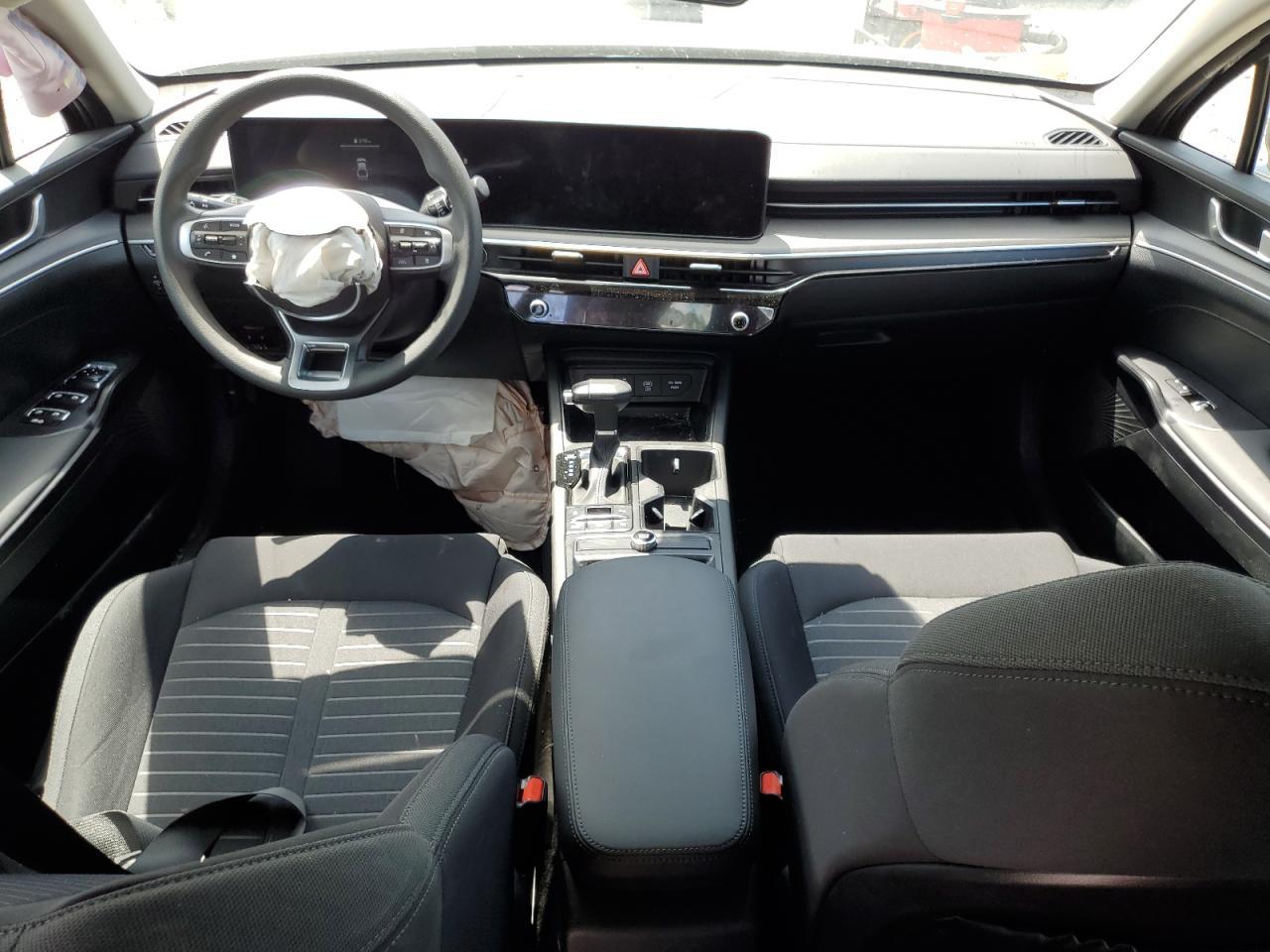 2025 KIA K5
