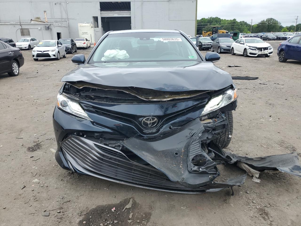 2018 TOYOTA CAMRY