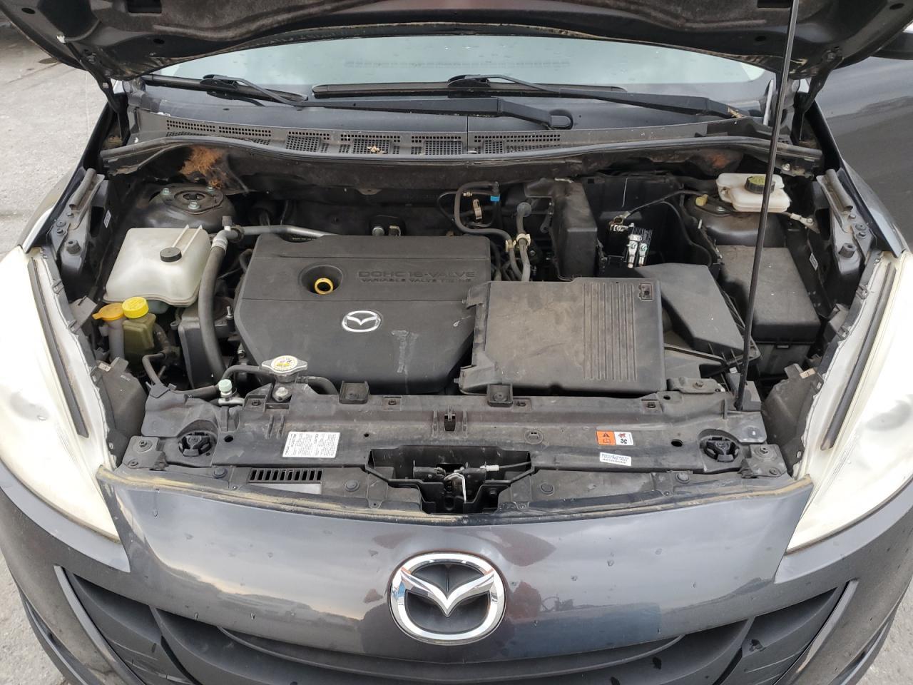 2013 MAZDA 5