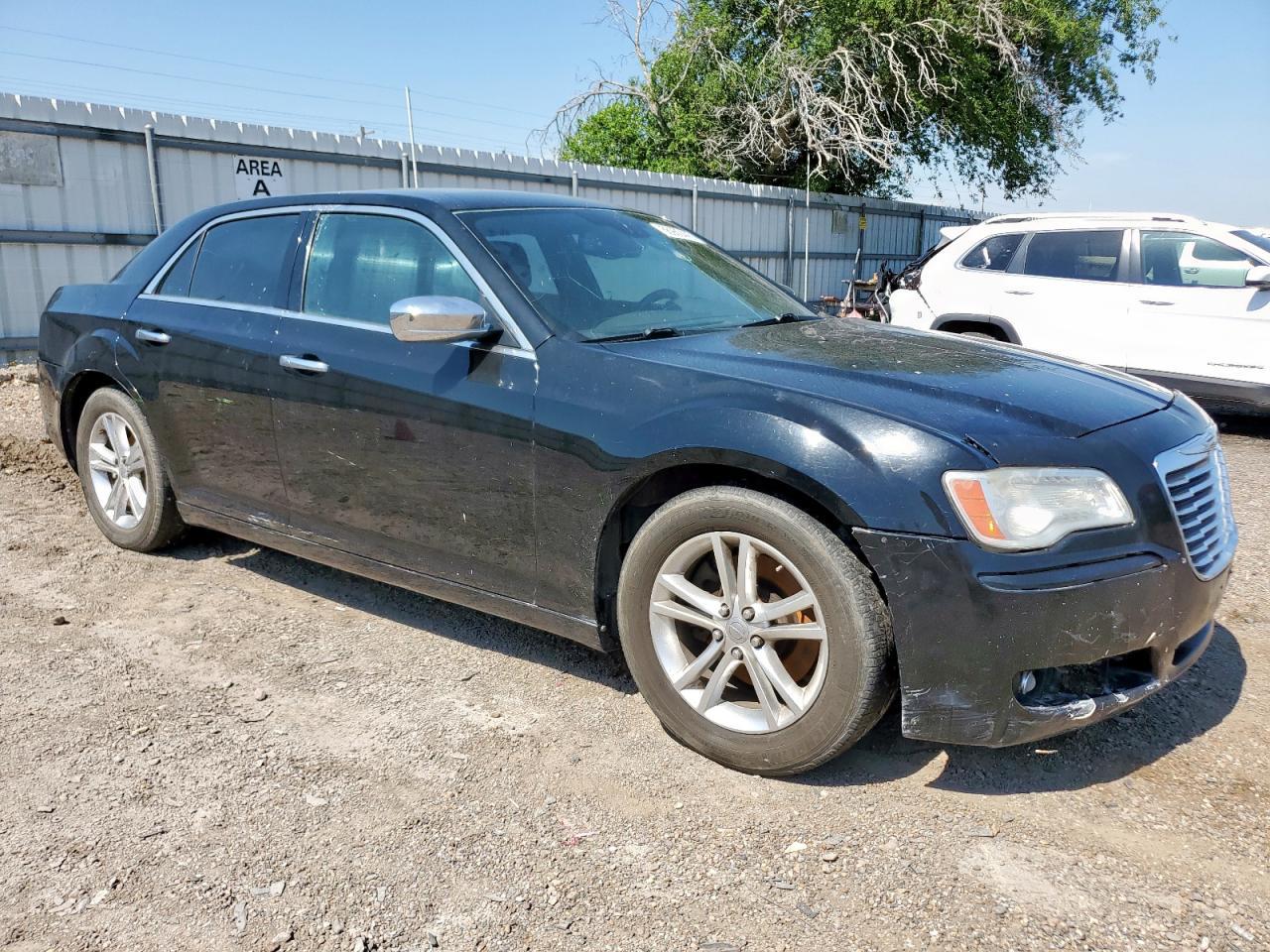 2011 CHRYSLER 300
