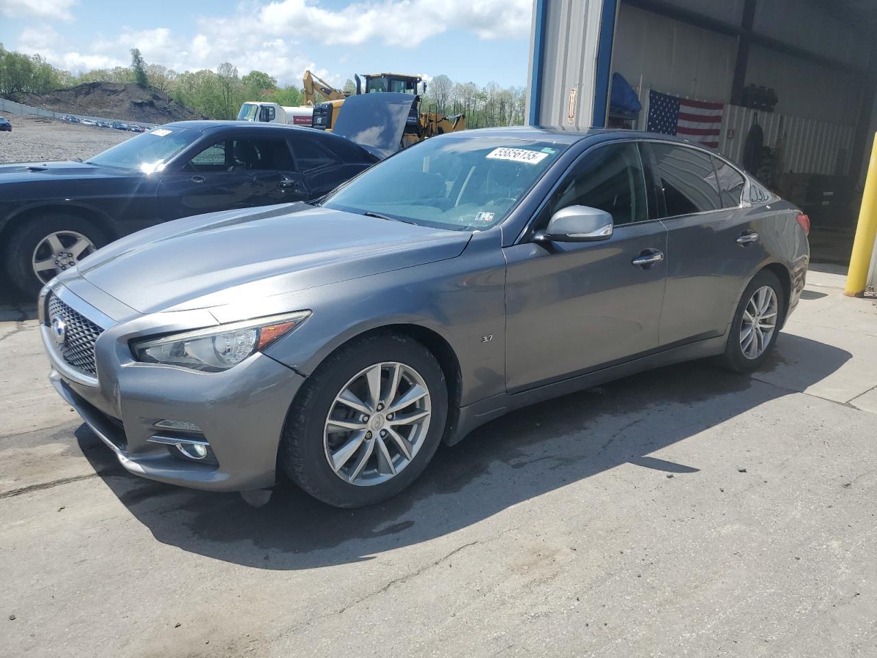 2015 INFINITI Q50