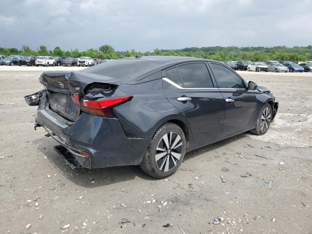 2022 NISSAN ALTIMA