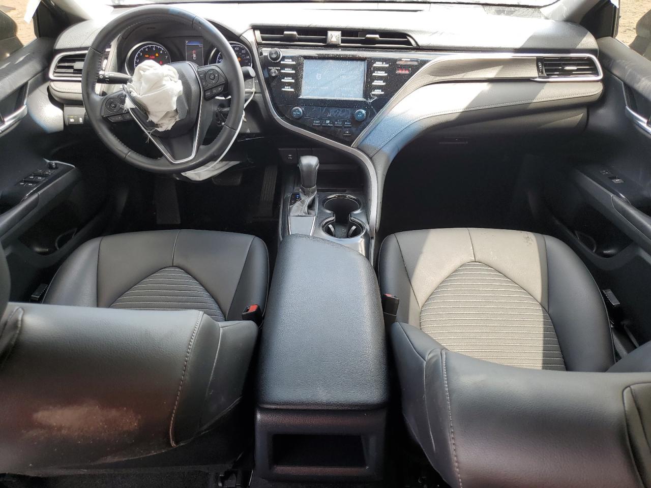 2018 TOYOTA CAMRY