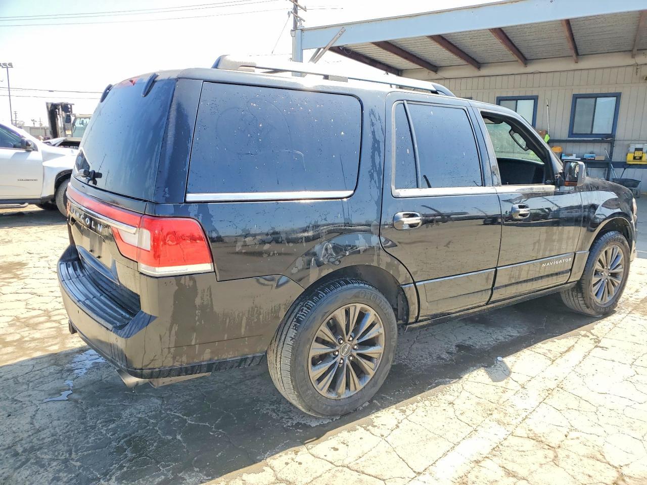 2017 LINCOLN Navigator