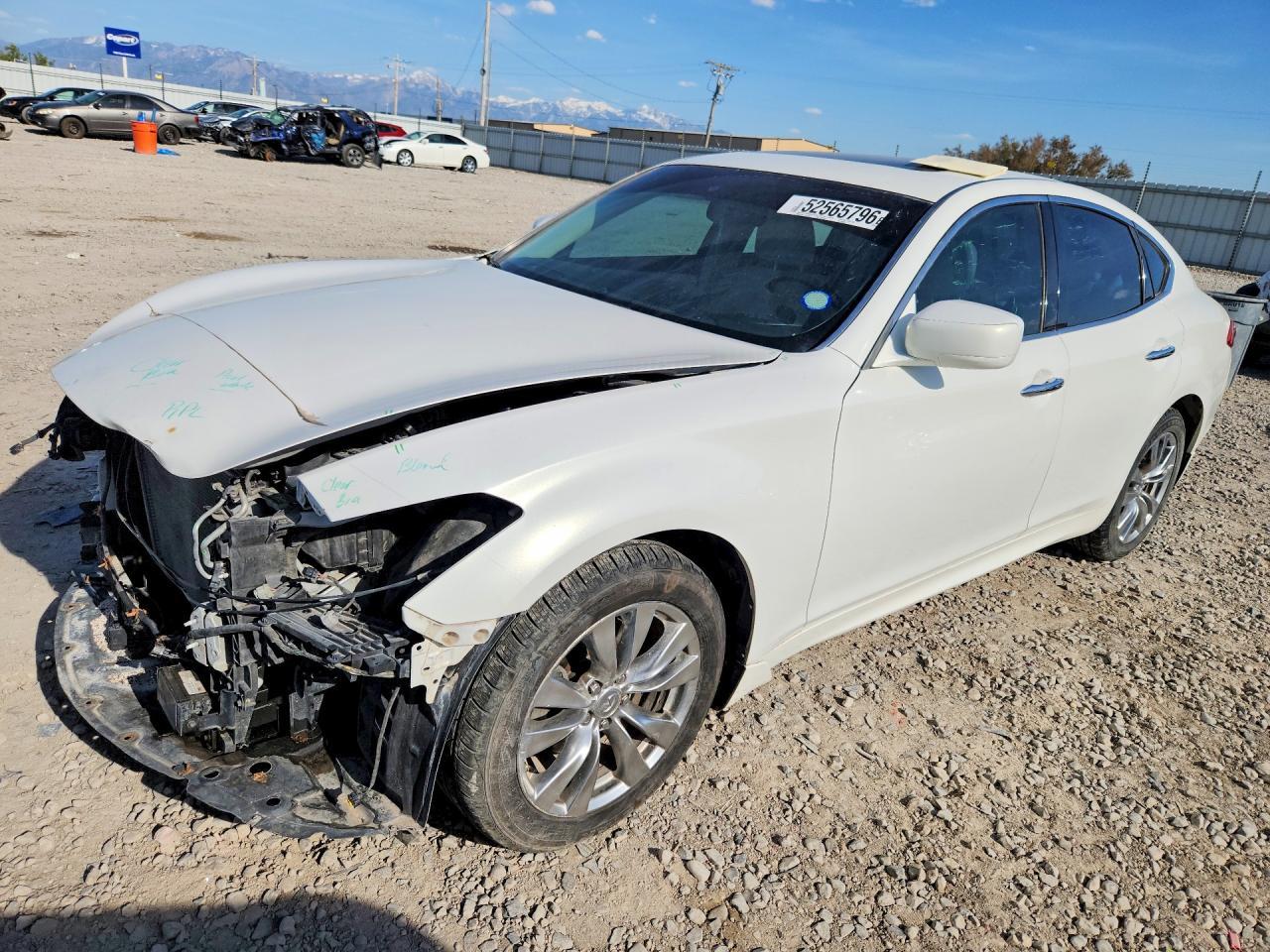 2012 INFINITI M56