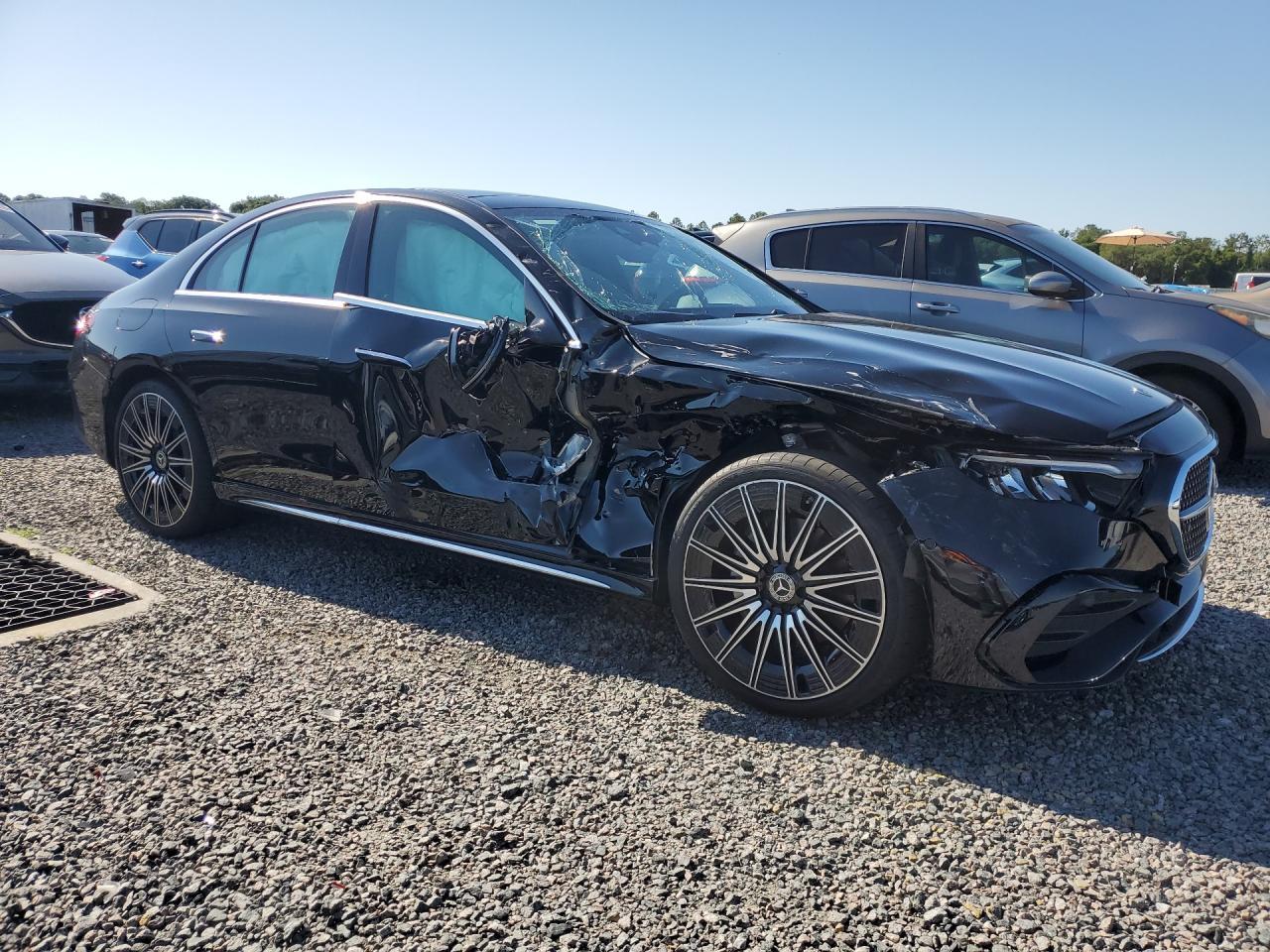 2025 MERCEDES-BENZ E-Class