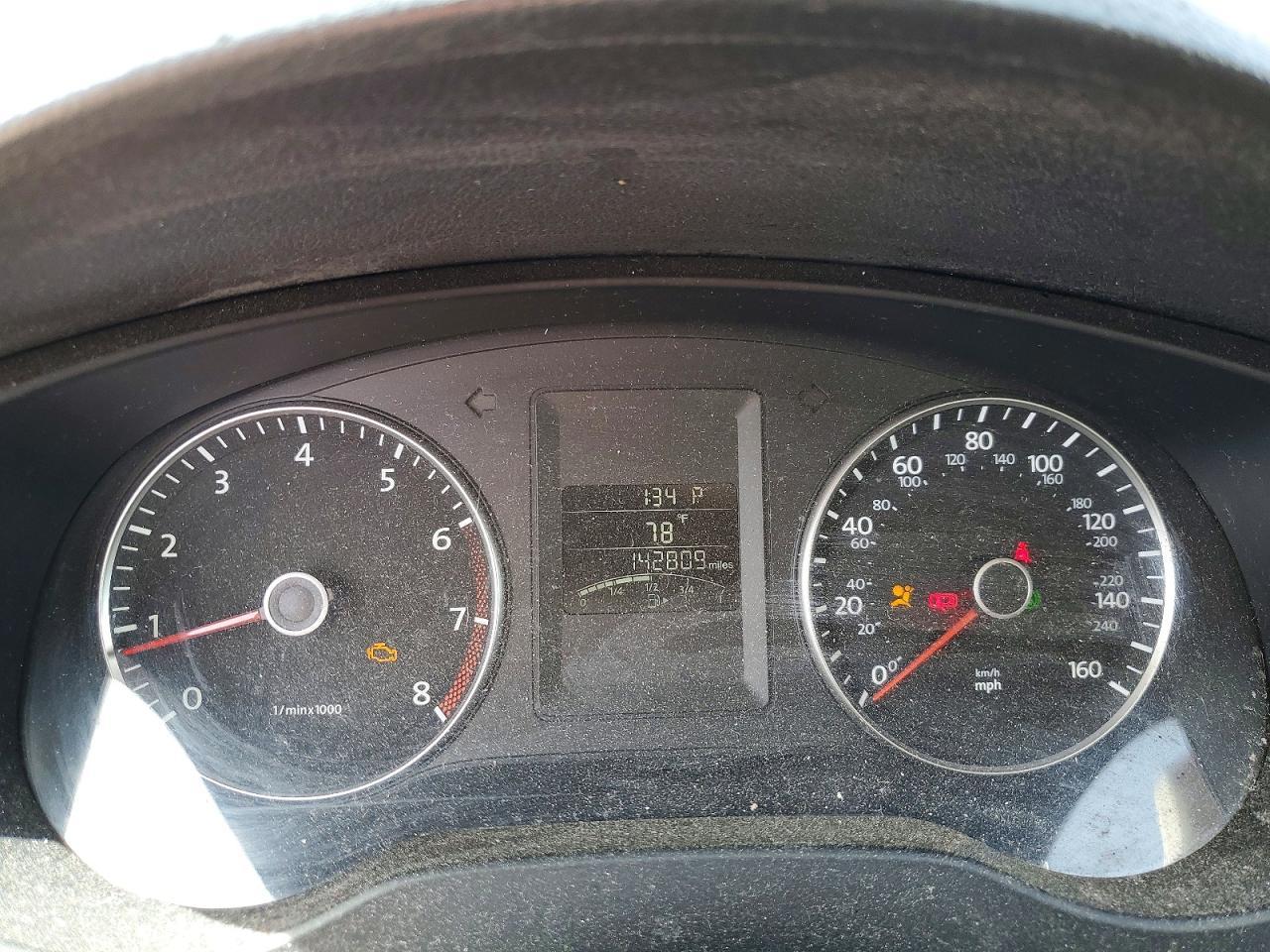 2013 VOLKSWAGEN JETTA
