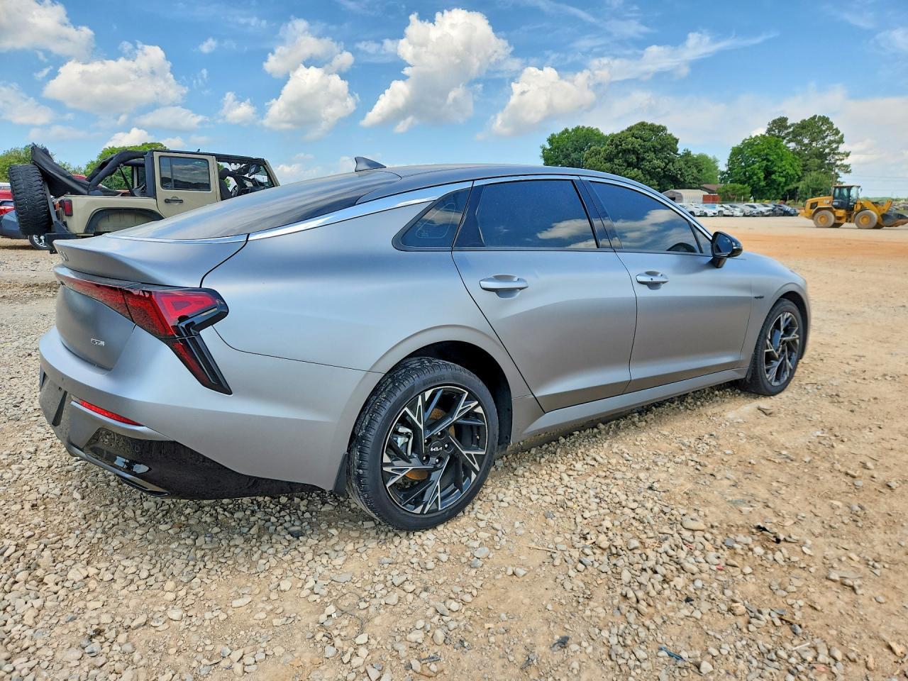 2025 KIA K5