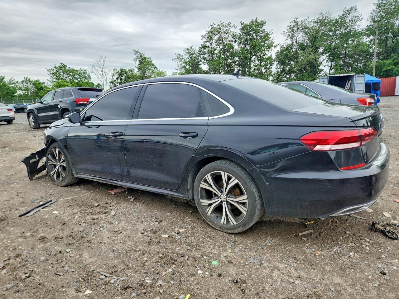 2021 VOLKSWAGEN Passat