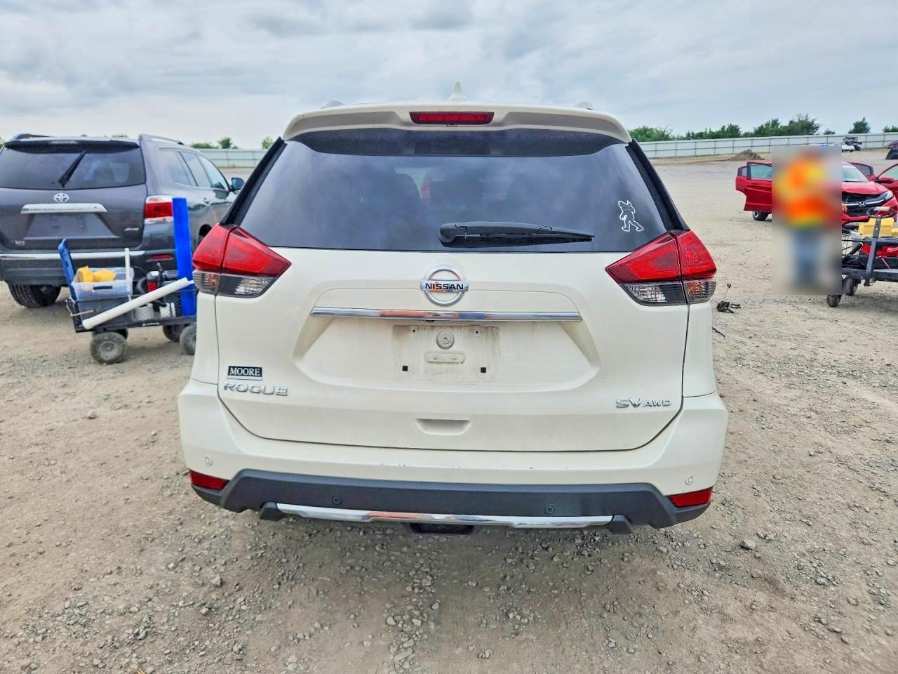 2019 NISSAN ROGUE