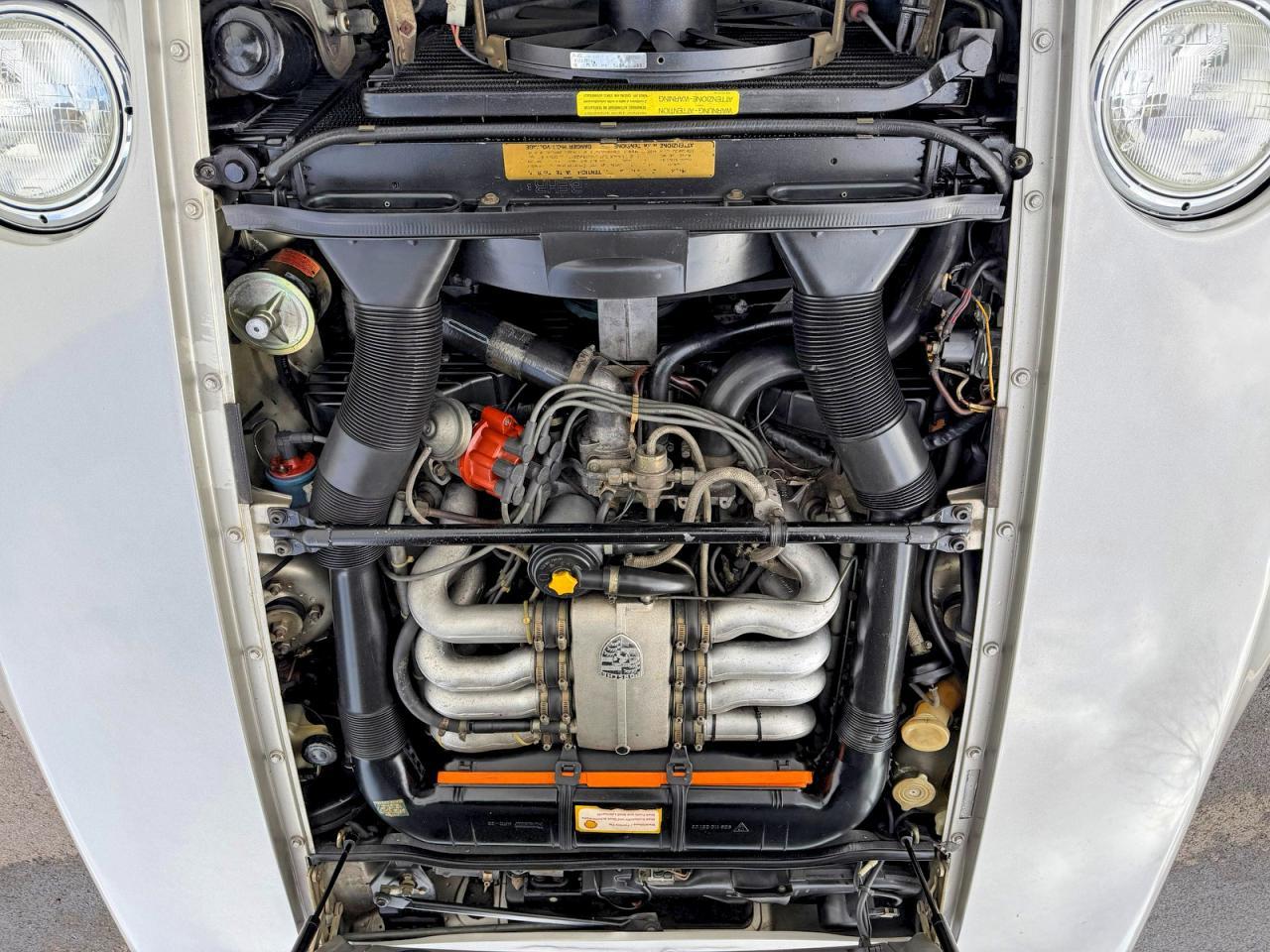 1982 PORSCHE 928