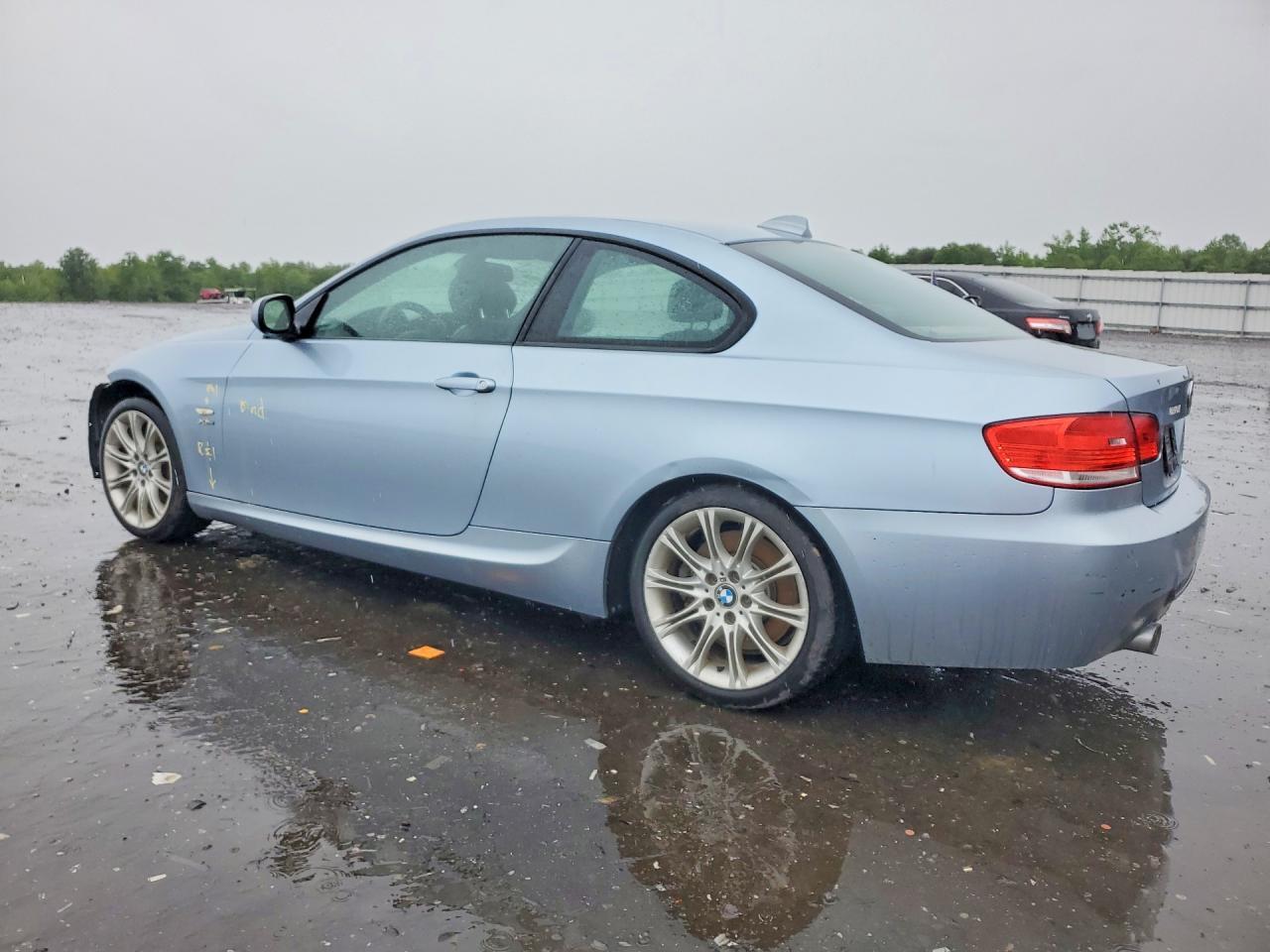 2010 BMW 3 SERIES