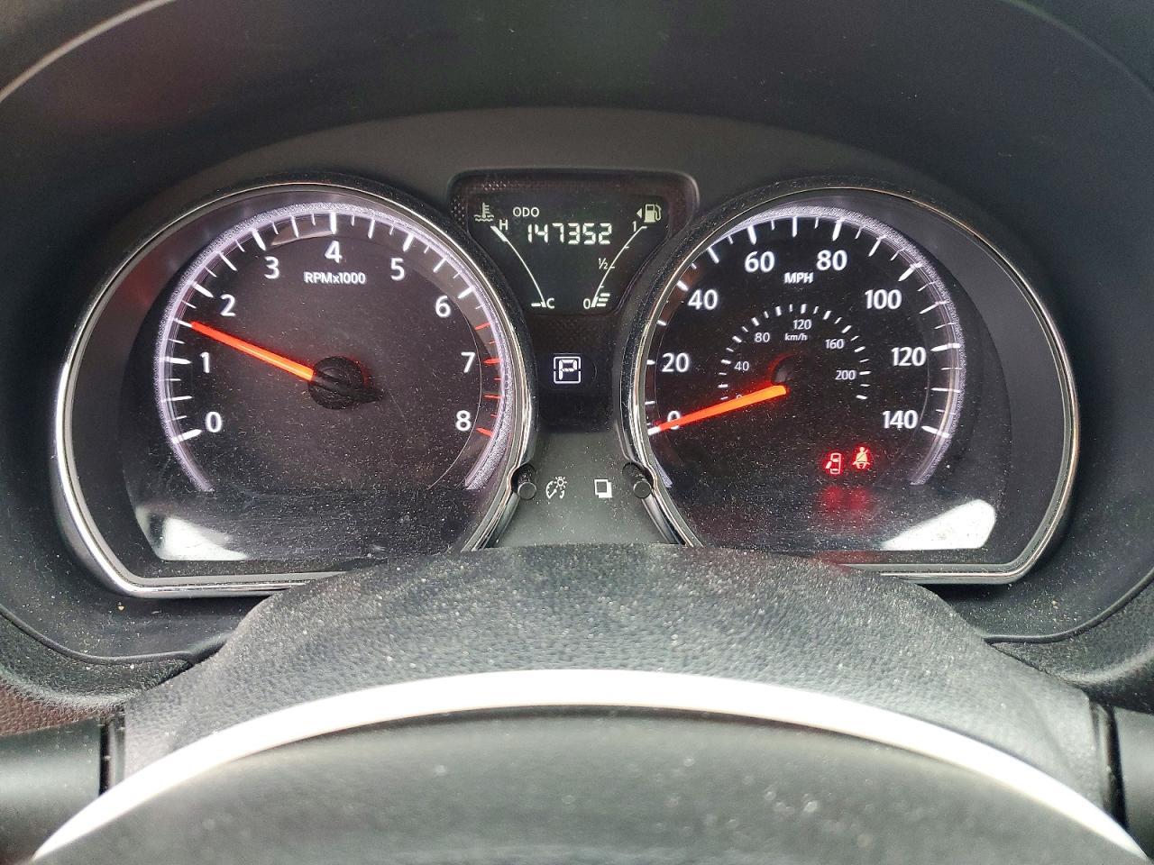 2015 NISSAN VERSA